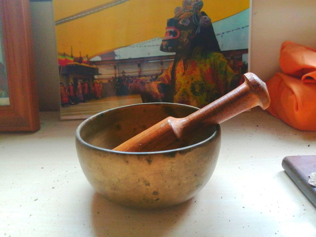 Picture of a Tibetan bowl